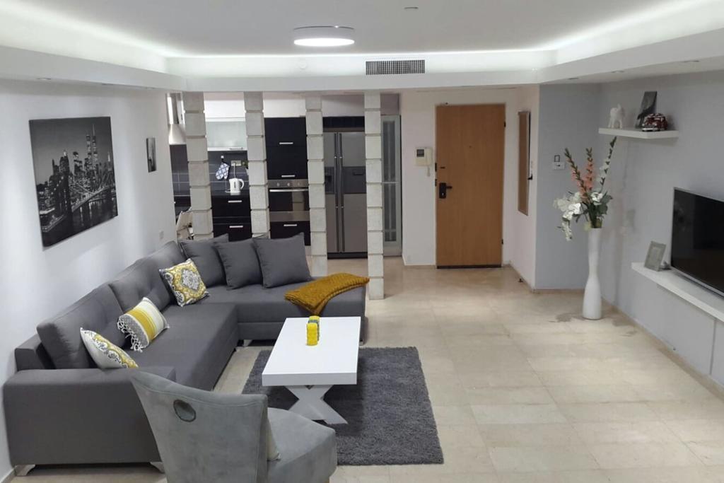 Sweethome26 Eilat Apt With Jaccuzzi / Free Parking Ngoại thất bức ảnh